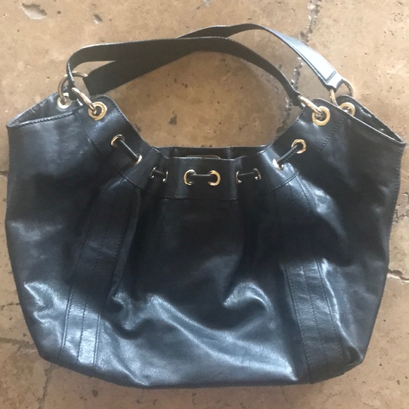 Michael Kors Tote 😍 - Picture 5 of 8